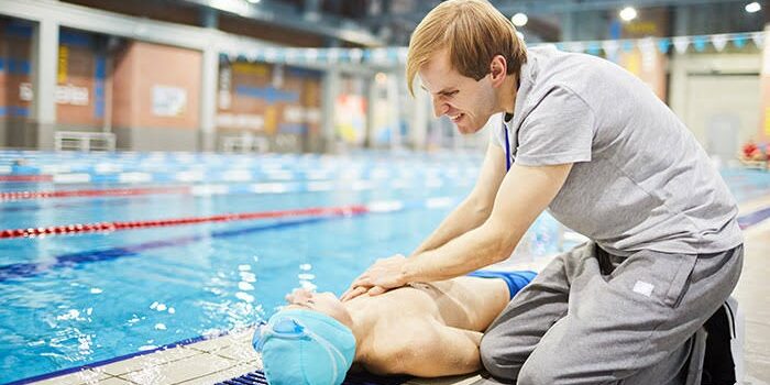 چگونه از حوادث استخر شنا جلوگیری کنیم؟ چگونه از حوادث استخر شنا جلوگیری کنیم؟