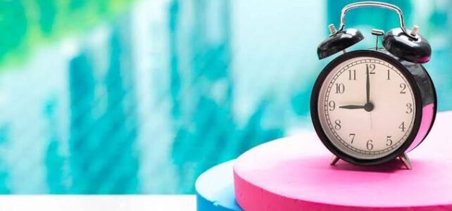 آیا می دانید بهترین زمان شنا در استخر چه زمانی است؟